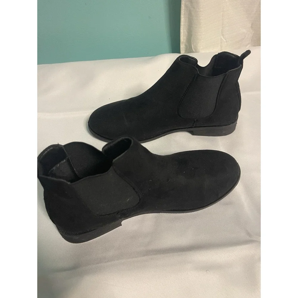 Chelsea Booties Womens‎ Black Casual Boots Size 9 Bin2